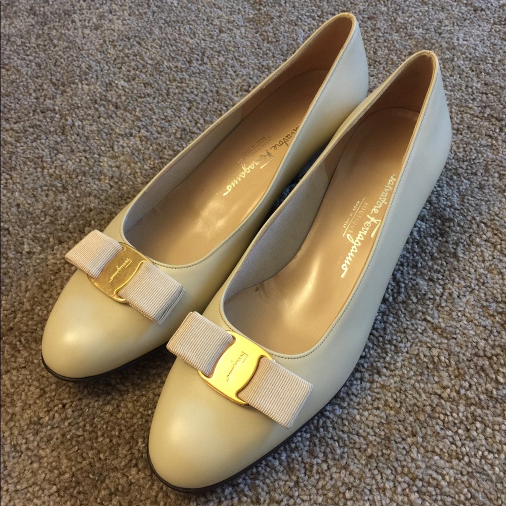 Women’s Salvatore Ferragamo shoes size 9